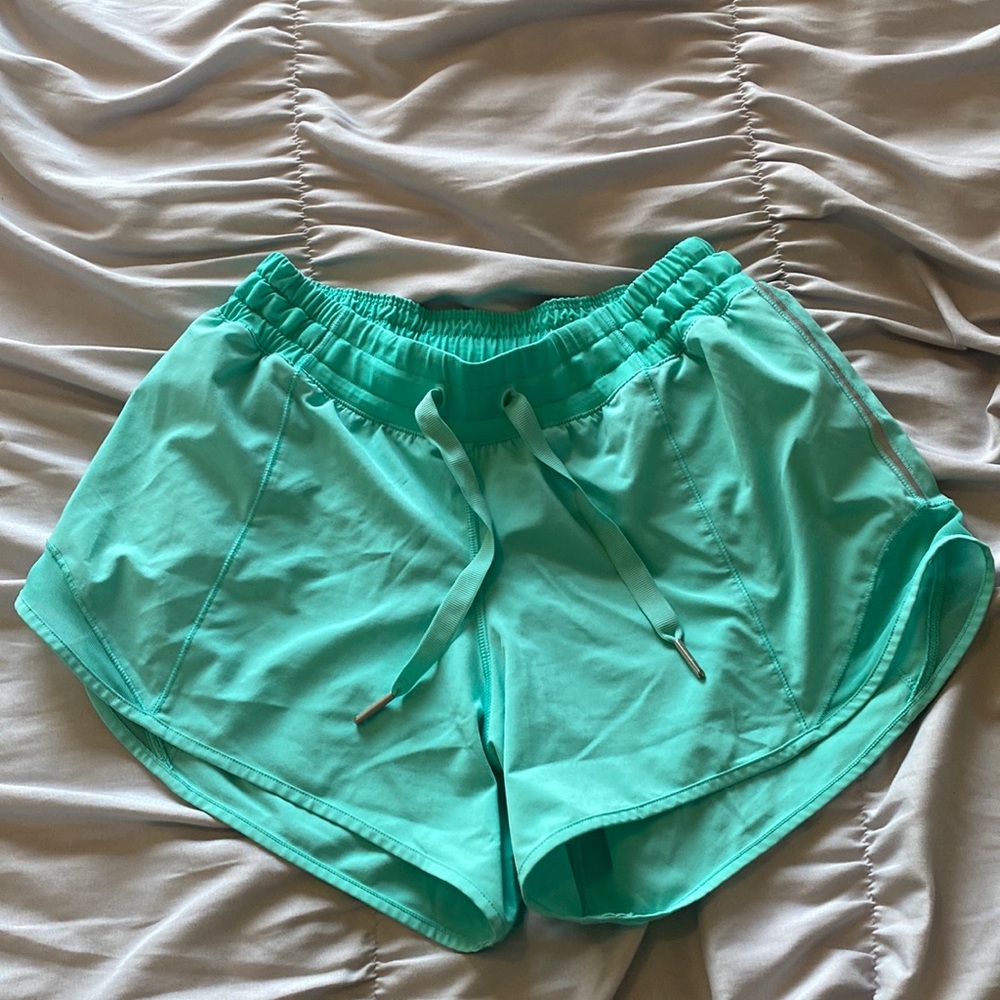 Lululemon hotty hot shorts